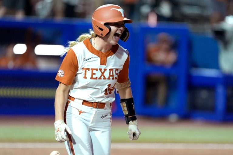 Texas vs Texas Tech softball score: Longhorns take Game 1 of WCWS finals