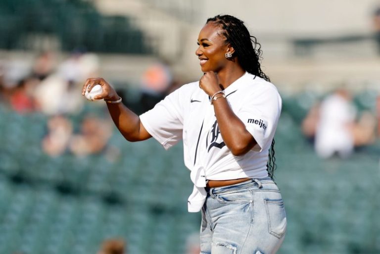 Women’s boxing feud escalates: What champ had to say